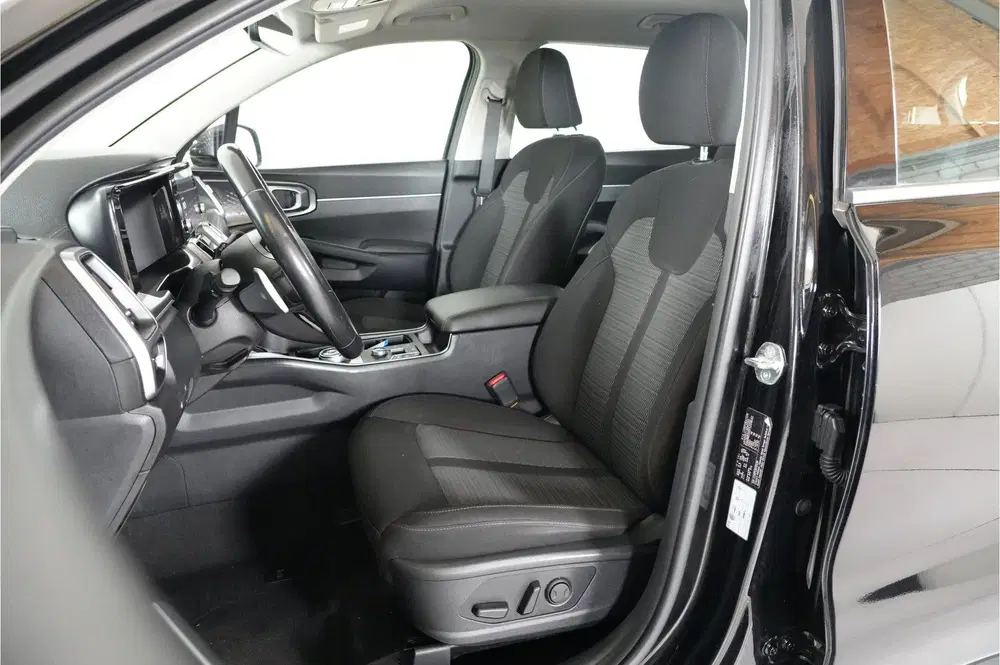 Kia Sorento 1.6 T-GDI 4WD 265 pk PHEV uit 2023, foto 9