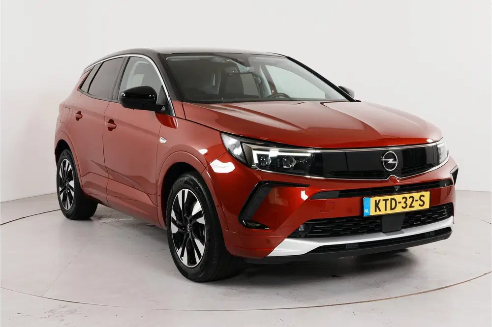 Opel Grandland 1.6 Turbo GS Line 225 pk PHEV uit 2025, foto 3