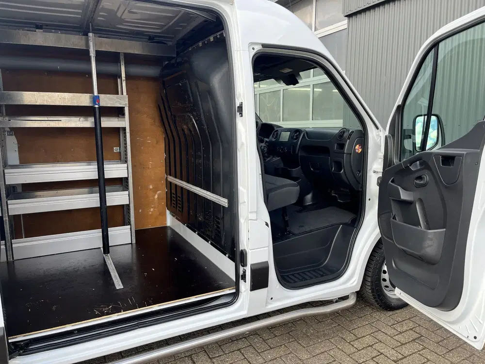 Opel Movano 2.3 CDTI BiTurbo L2H2 Kastinrichting Airco uit 2019, foto 9