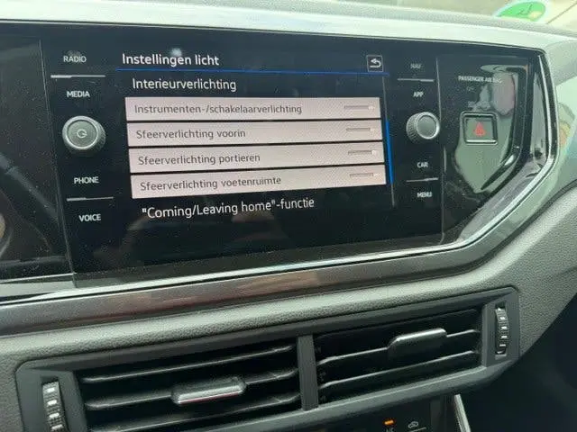 Volkswagen POLO 1.0 TSI, Pano, IQ, Virtual, H. leder Beats uit 2022, foto 16