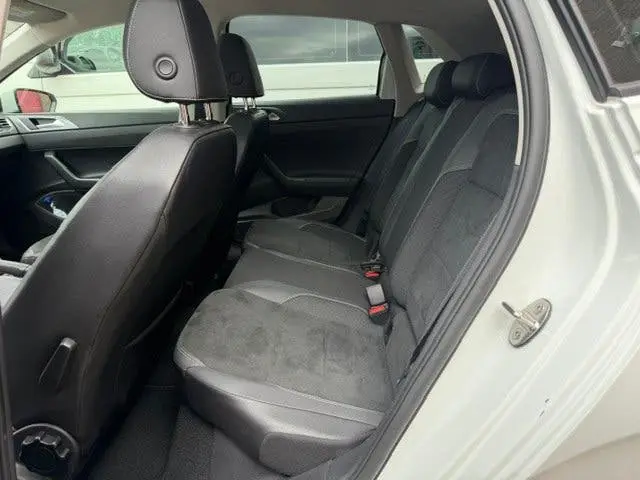 Volkswagen POLO 1.0 TSI, Pano, IQ, Virtual, H. leder Beats uit 2022, foto 9