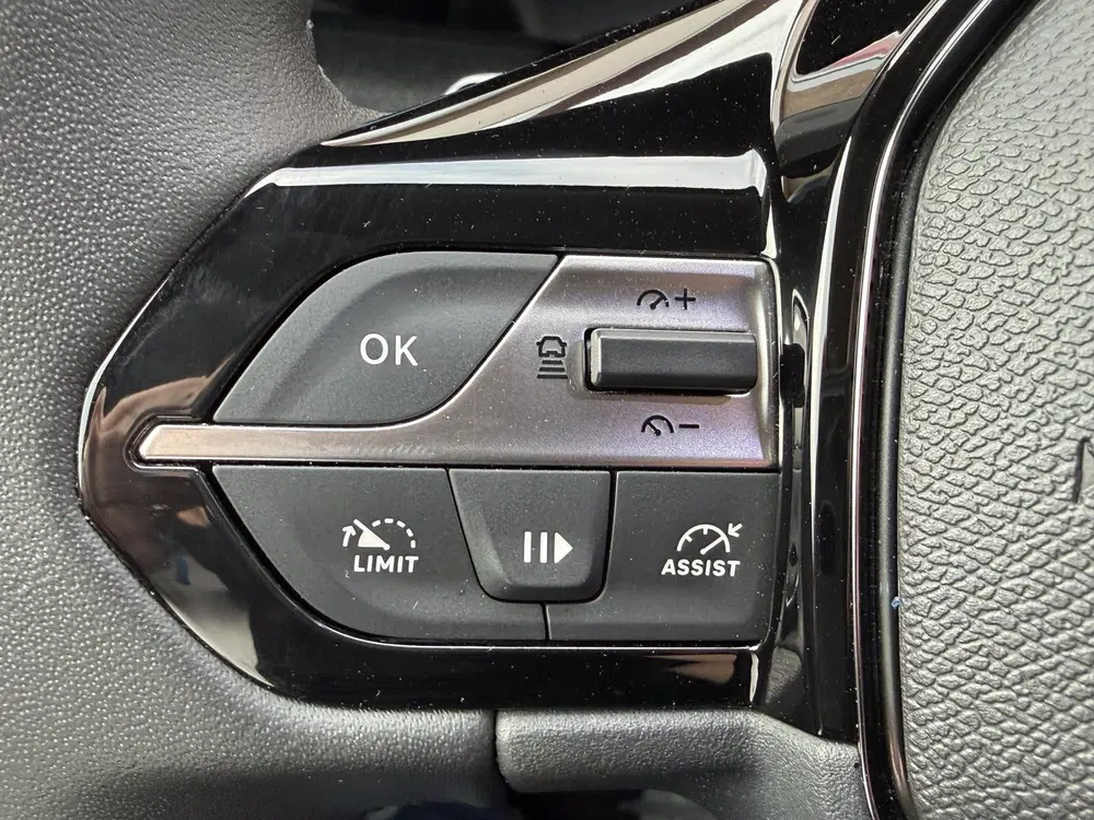 Peugeot 408 1.2 Hybrid Automaat Allure uit 2025, foto 12
