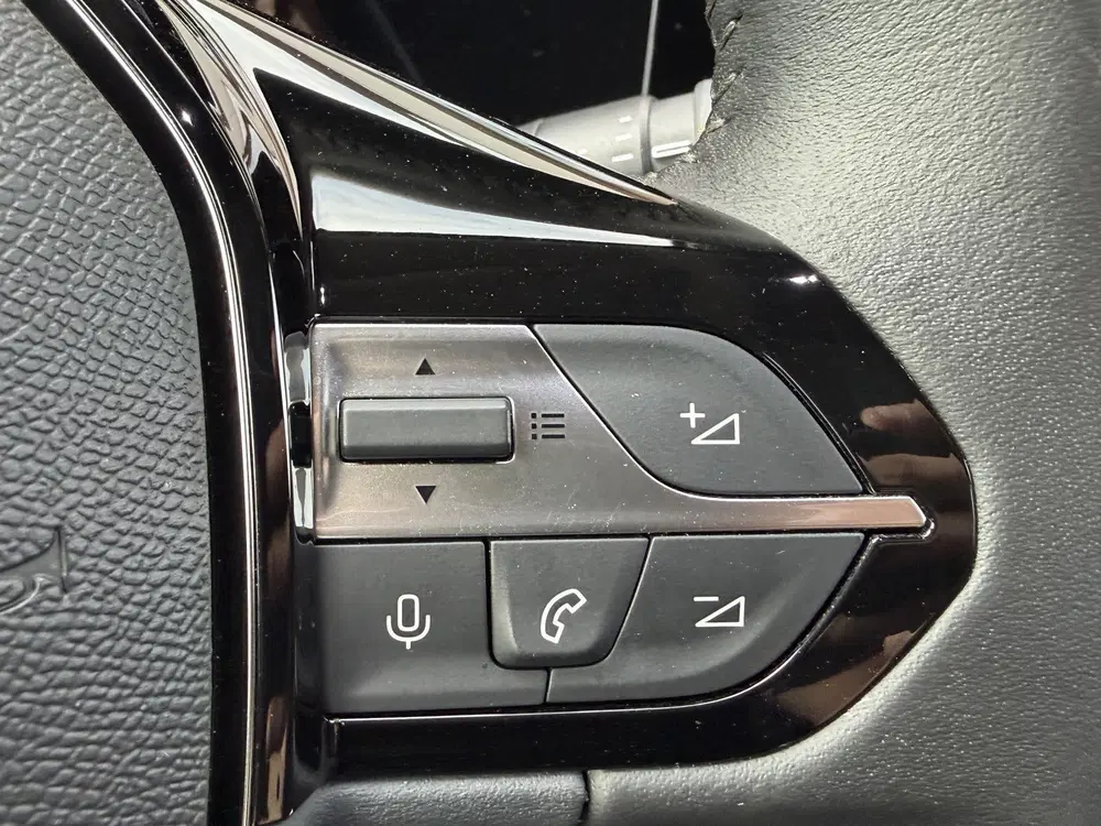 Peugeot 408 1.2 Hybrid Automaat Allure uit 2025, foto 13