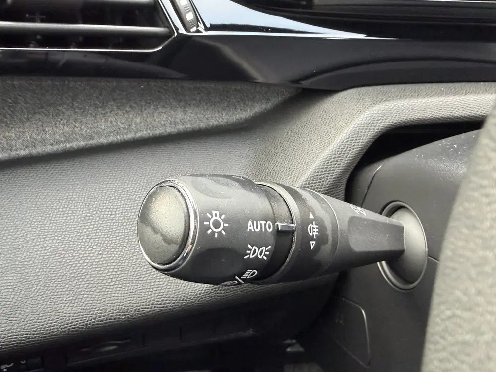 Peugeot 408 1.2 Hybrid Automaat Allure uit 2025, foto 14