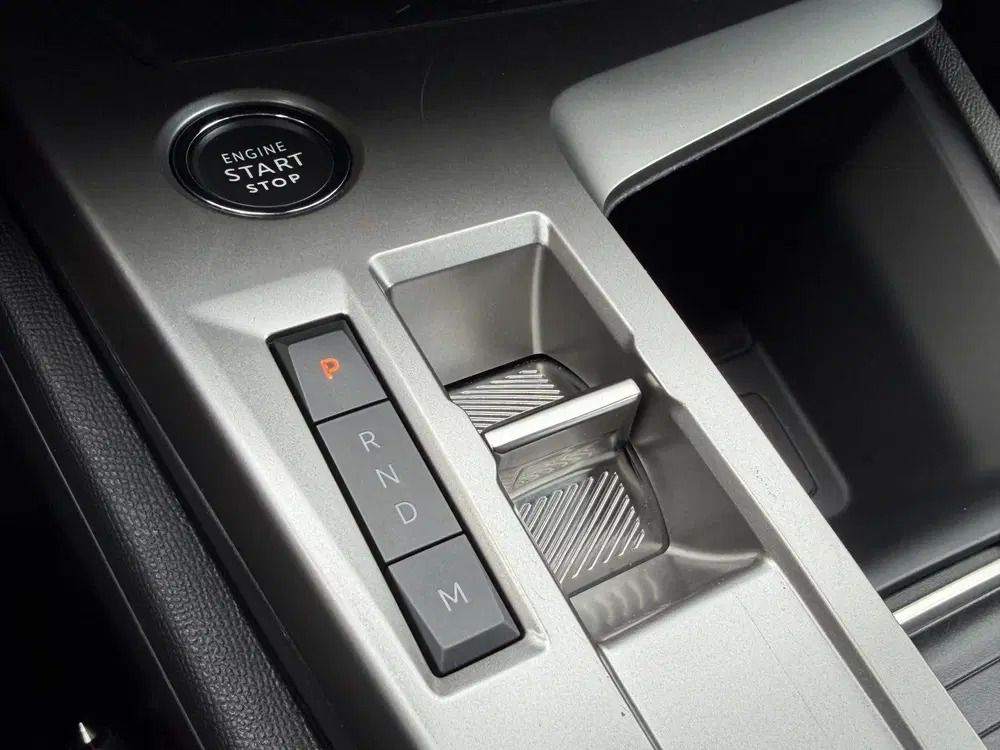 Peugeot 408 1.2 Hybrid Automaat Allure uit 2025, foto 16