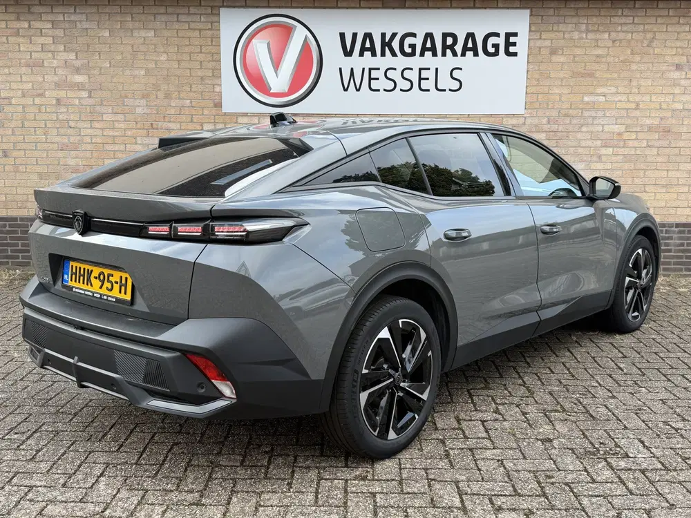 Peugeot 408 1.2 Hybrid Automaat Allure uit 2025, foto 5