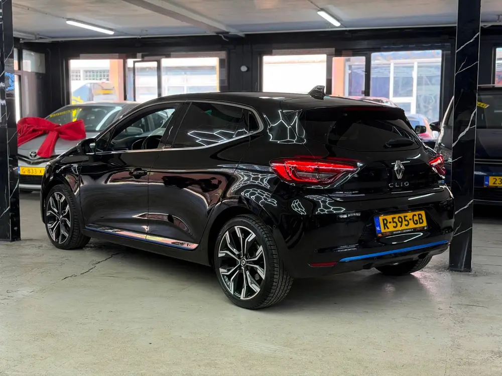 Renault Clio 1.6 E-Tech Hybrid 140 Zen Automaat uit 2020, foto 4
