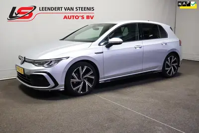 Volkswagen Golf 1.5 eTSI R-Line uit 2021