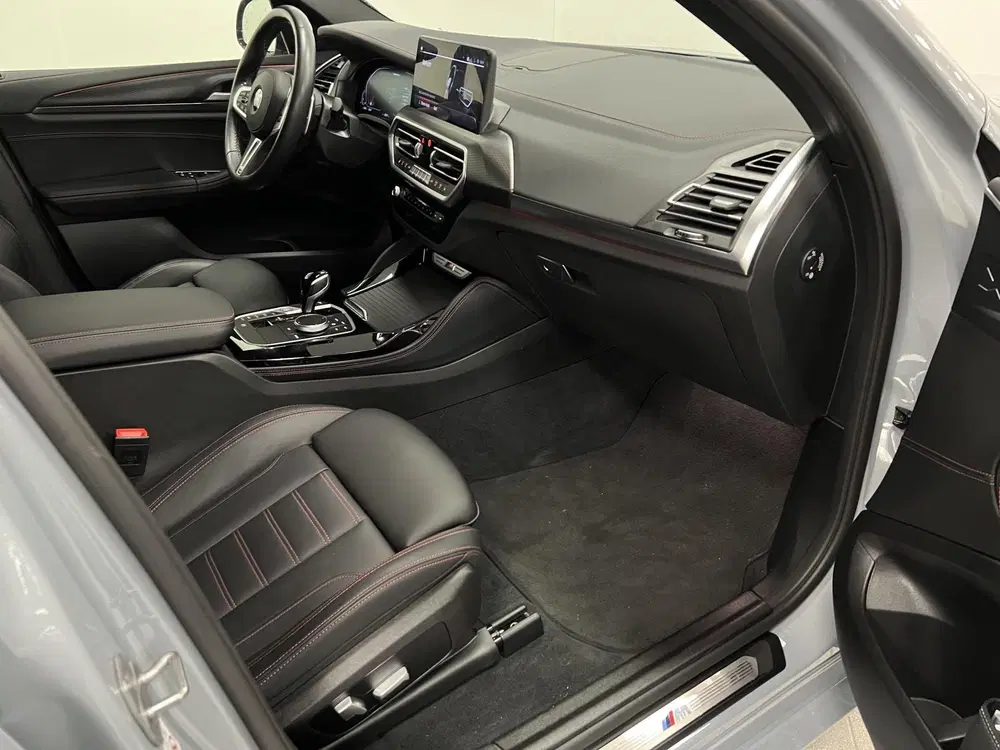 BMW X4 M40i 360PK uit 2022, foto 16