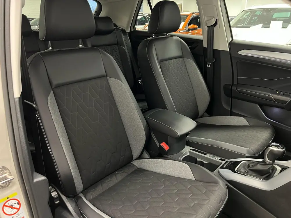 Volkswagen T-Roc 1.5 TSI 150PK AUTOMAAT / GOAL EDITION / H.L uit 2025, foto 5