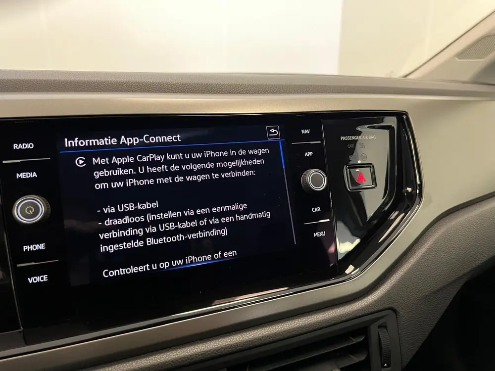 Volkswagen Polo 1.0 TSI COMFL / DSG-AUTOMAAT / 5-DRS / NAVI uit 2021, foto 20