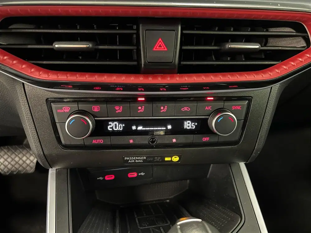 SEAT Arona 1.5 TSI 150PK uit 2024, foto 19