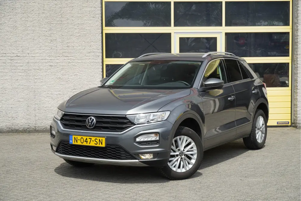 Volkswagen T-Roc 1.5 TSI 150PK! Automaat Style Business BJ20 uit 2022