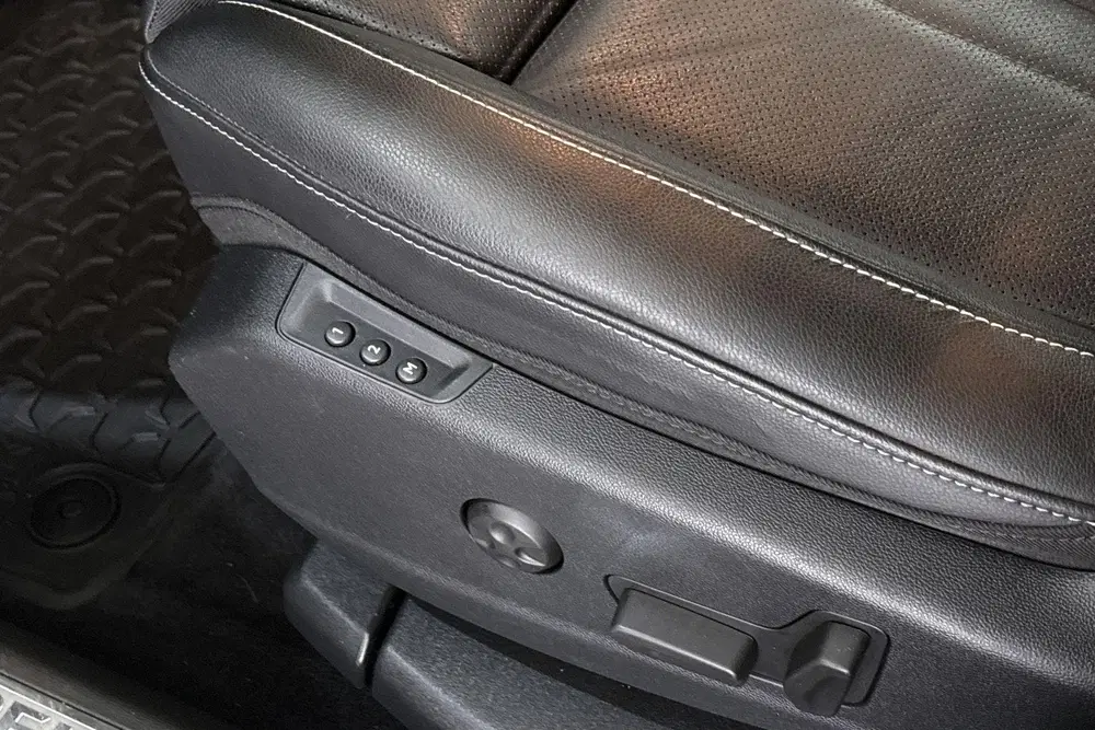 Opel Grandland X 1.6 Turbo Ultimate Leder Stoelventilatie S uit 2020, foto 17