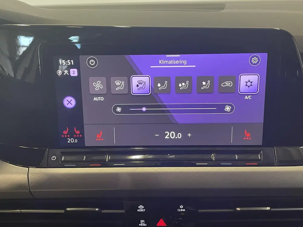 Volkswagen Golf Variant 1.0 eTSI 110pk DSG Life Automaat Nav uit 2021, foto 19
