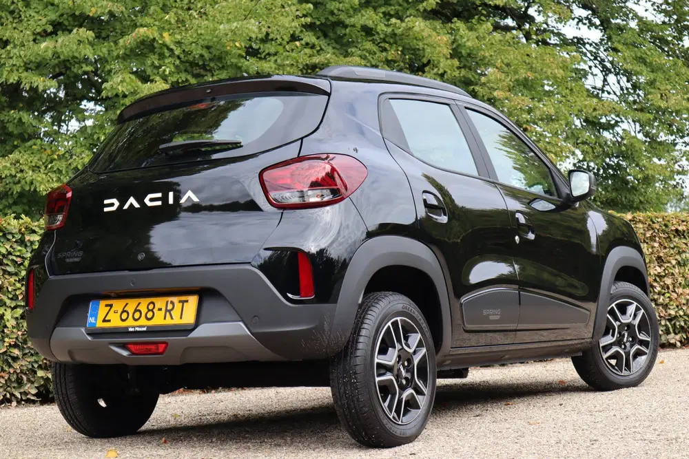 Dacia Spring Expression 27 kWh uit 2024, foto 2
