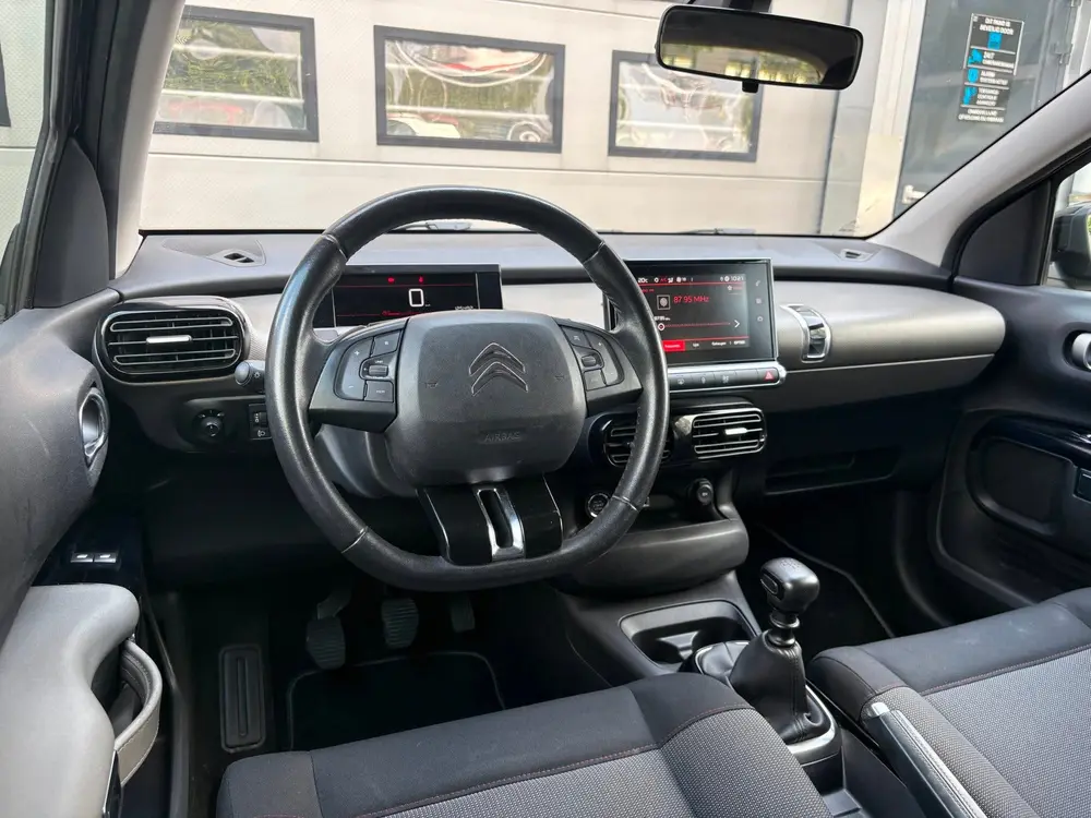 Citroën C4 Cactus Citroen C4 Cactus 1.2 PureTech Business uit 2019, foto 17