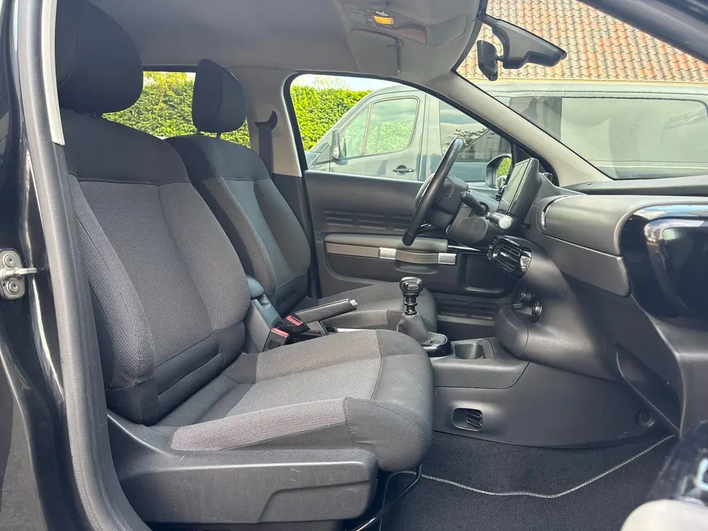 Citroën C4 Cactus Citroen C4 Cactus 1.2 PureTech Business uit 2019, foto 19
