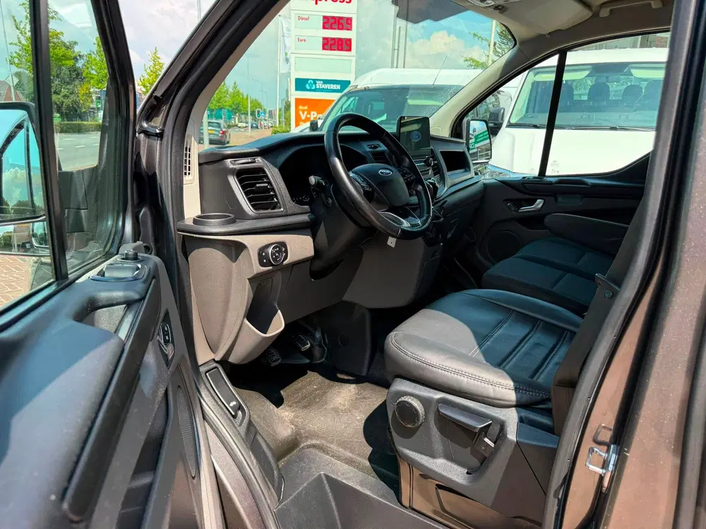 Ford Transit Custom 300 2.0 TDCI L2H1 Trend DC uit 2021, foto 7