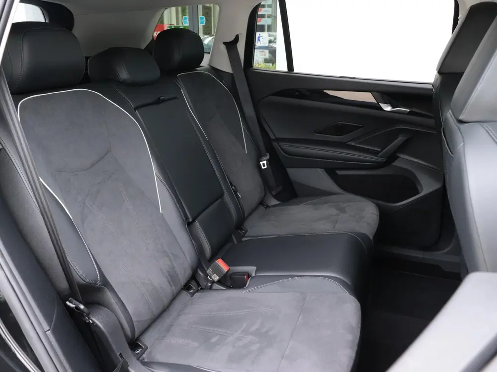 Volkswagen Tayron 1.5 eHybrid Elegance | Trekhaak wegklapbaa uit 2025, foto 10