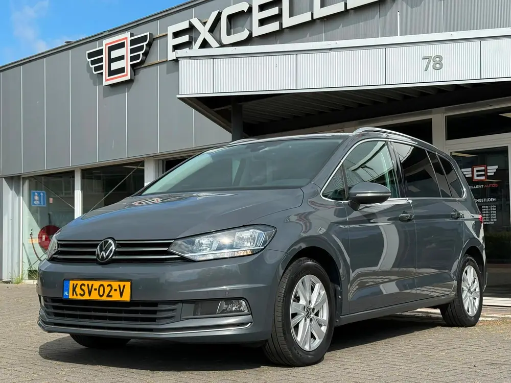 Volkswagen Touran 1.5 TSI DSG Highline | Navigatie | 7 P uit 2021