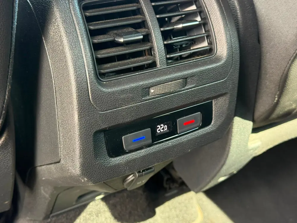 Volkswagen Touran 1.5 TSI DSG Highline | Navigatie | 7 P uit 2021, foto 14