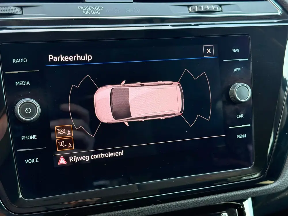 Volkswagen Touran 1.5 TSI DSG Highline | Navigatie | 7 P uit 2021, foto 19