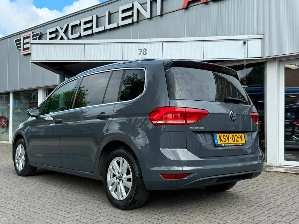 Volkswagen Touran 1.5 TSI DSG Highline | Navigatie | 7 P uit 2021, foto 7