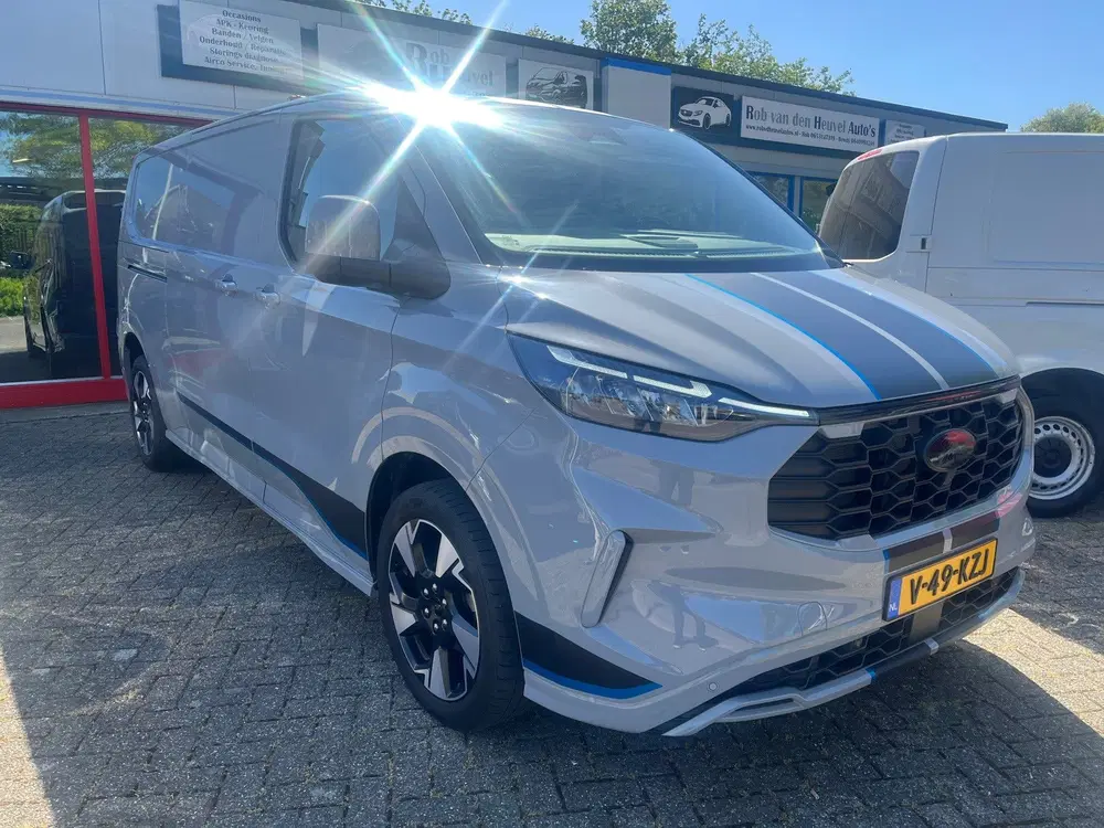 Ford Transit Custom 170 PK AUT L2H1 Sport BJ 12-2024 ALLE OP uit 2024