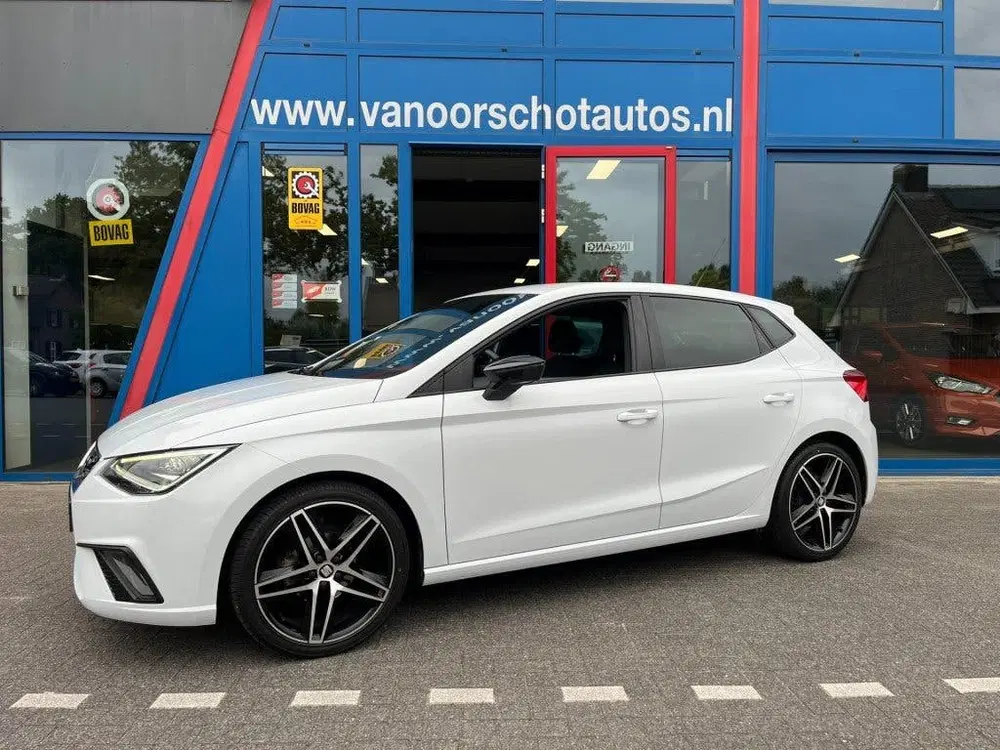 SEAT Ibiza 1.0 TSI FR Navi Carplay Led 5-Deurs Airco uit 2020, foto 3