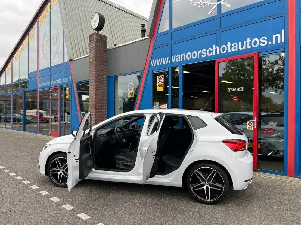 SEAT Ibiza 1.0 TSI FR Navi Carplay Led 5-Deurs Airco uit 2020, foto 5