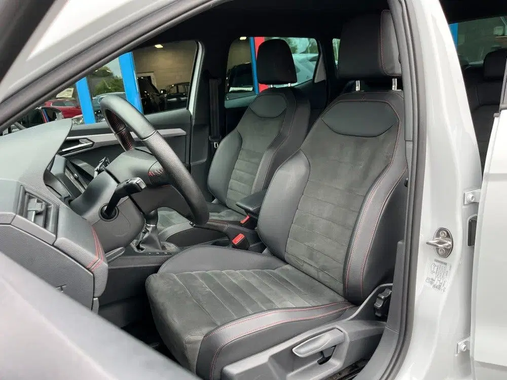SEAT Ibiza 1.0 TSI FR Navi Carplay Led 5-Deurs Airco uit 2020, foto 6