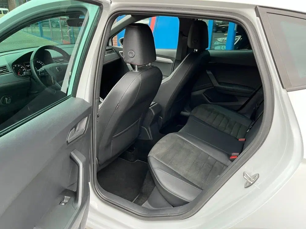 SEAT Ibiza 1.0 TSI FR Navi Carplay Led 5-Deurs Airco uit 2020, foto 8