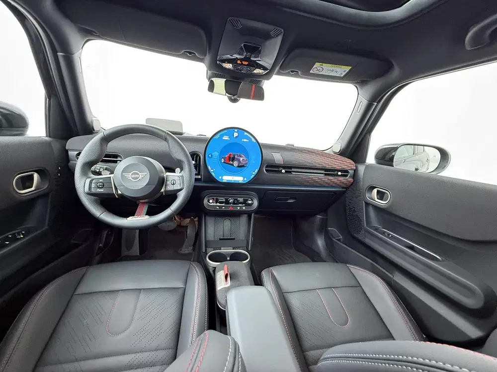Mini John Cooper Works Cooper C John Cooper Works uit 2025, foto 5