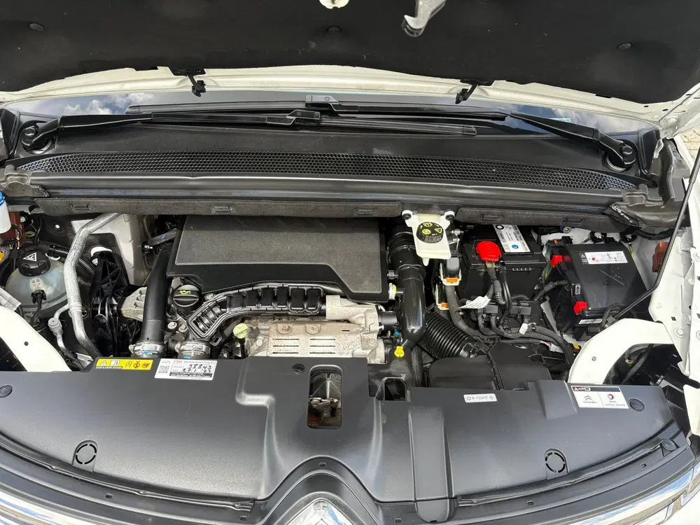 Citroën Grand C4 SpaceTourer Citroen Grand C4 SpaceTourer 1.2 PureTech uit 2021, foto 15