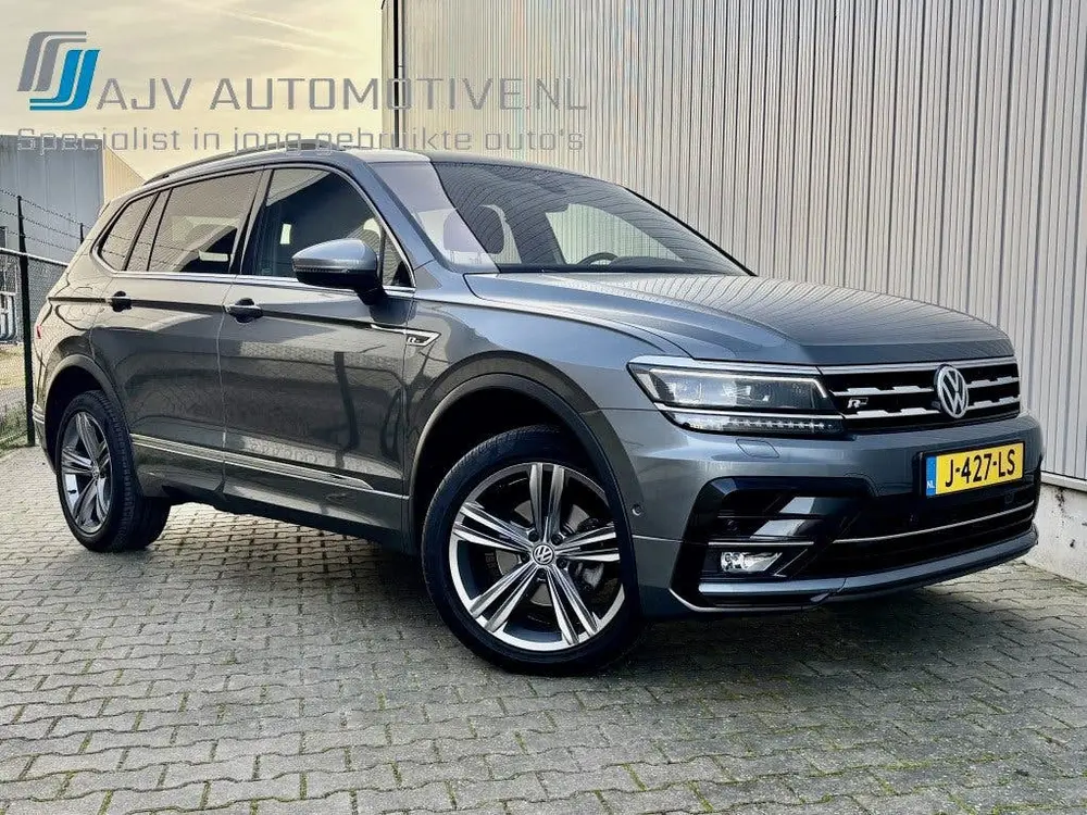 Volkswagen Tiguan Allspace 1.5 TSI AUT R-LINE 7PERS. PANODAK uit 2020