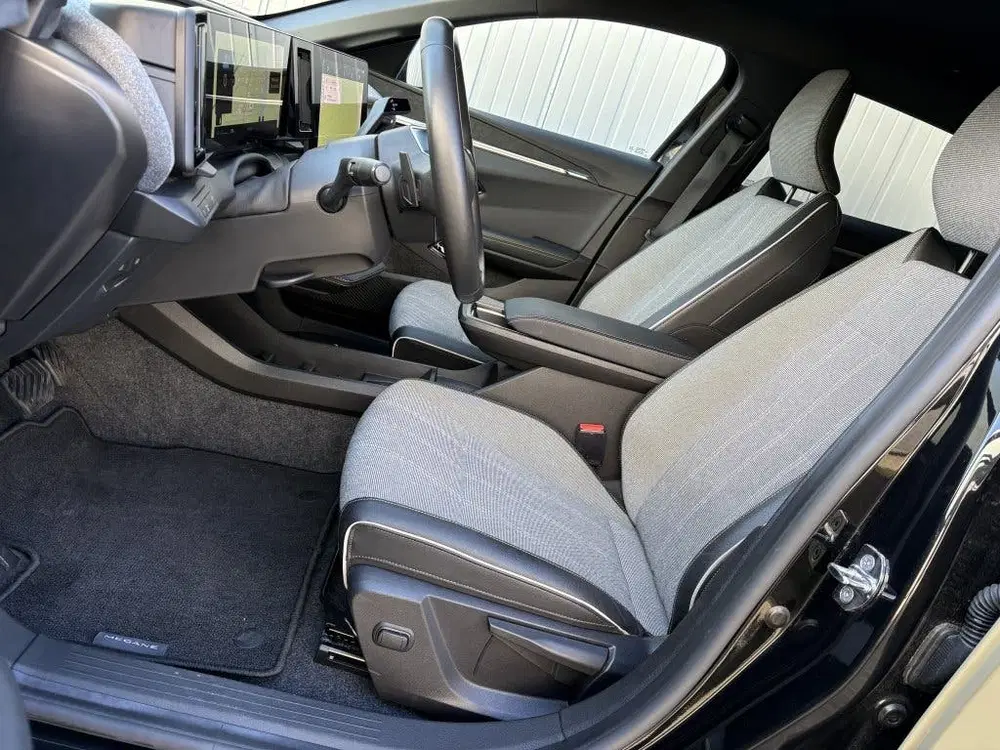 Renault Megane Mégane E-Tech 60kWh OPTIMUM CHARGE TECHNO uit 2022, foto 13