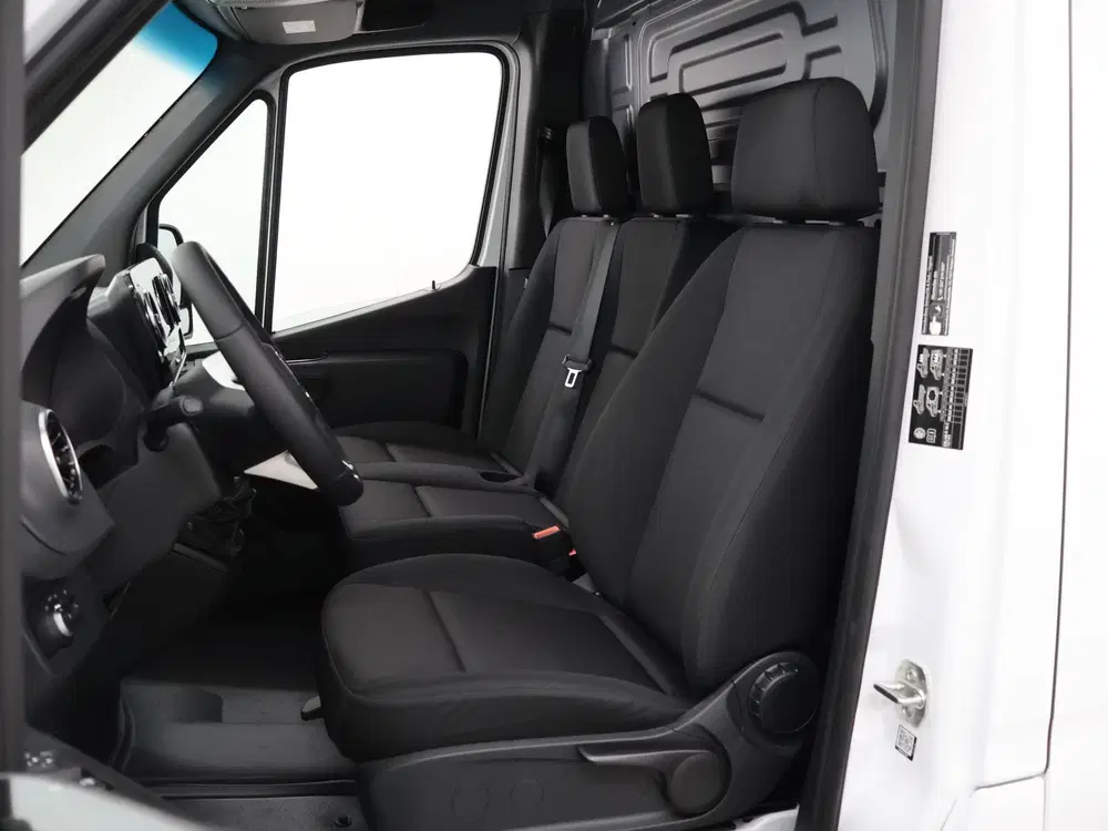 Mercedes-Benz Sprinter 315 CDI uit 2024, foto 9