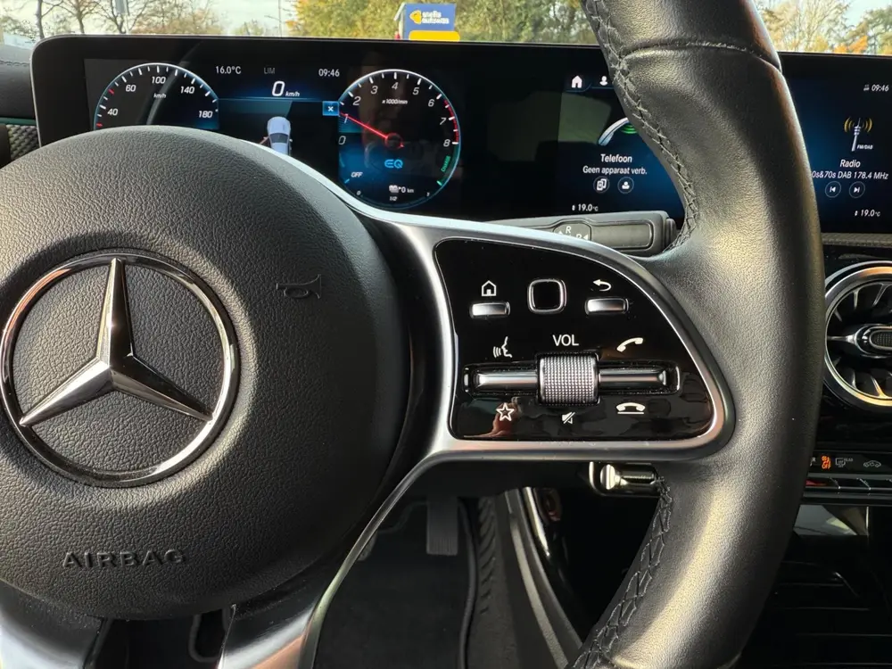 Mercedes-Benz CLA 250 e Premium uit 2021, foto 11