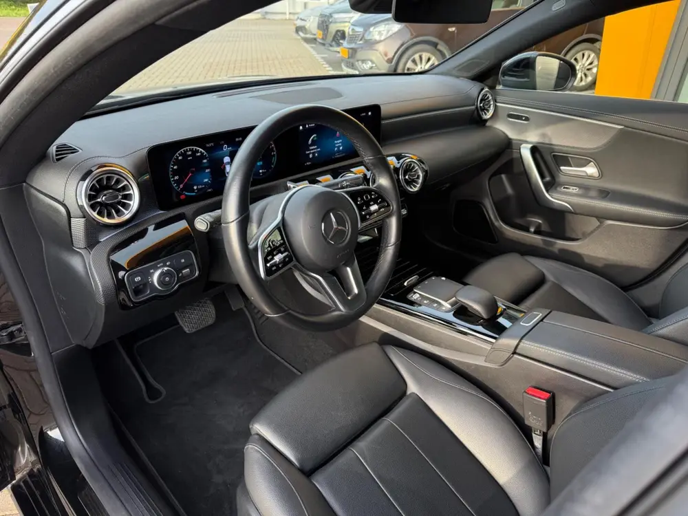Mercedes-Benz CLA 250 e Premium uit 2021, foto 5