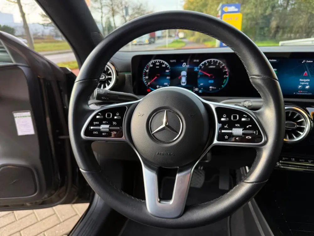 Mercedes-Benz CLA 250 e Premium uit 2021, foto 9