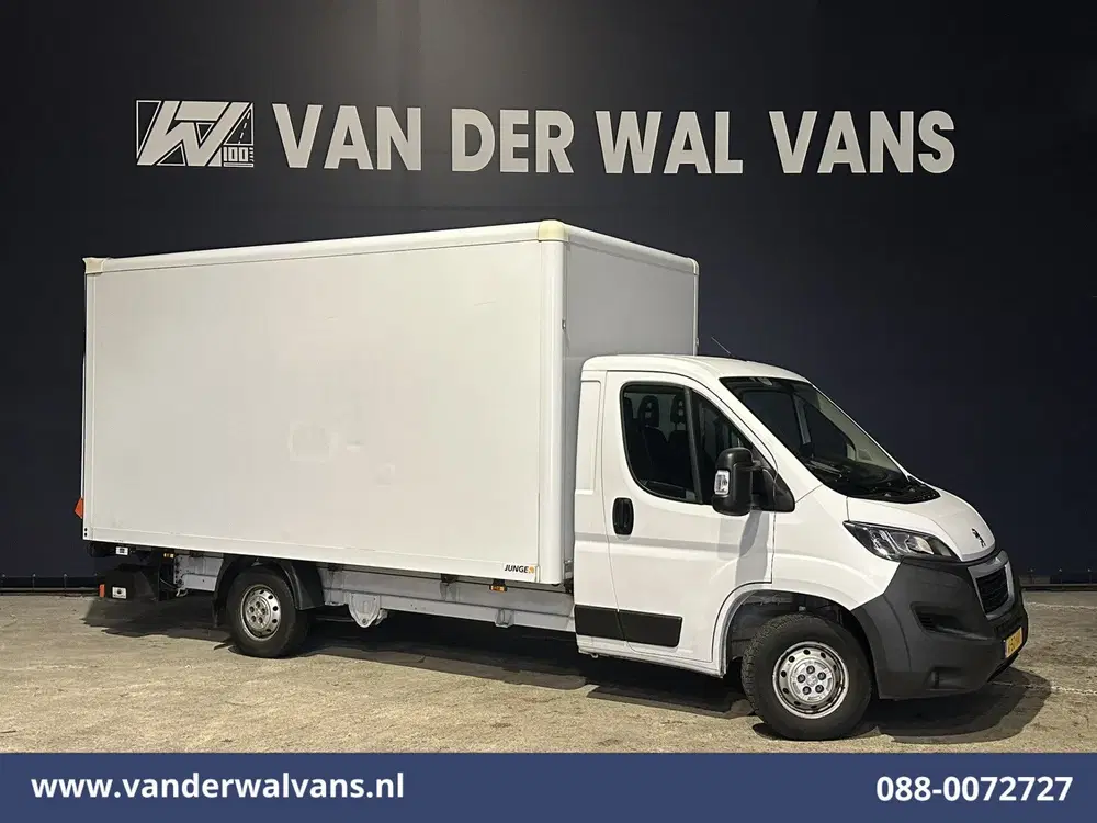 Peugeot Boxer 2.2 BlueHDi 141pk Bakwagen 436cm Lang Laad uit 2022