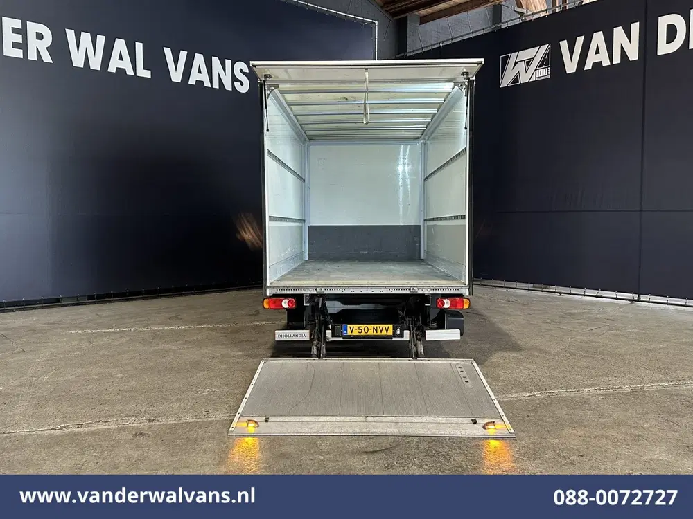 Peugeot Boxer 2.2 BlueHDi 141pk Bakwagen 436cm Lang Laad uit 2022, foto 2