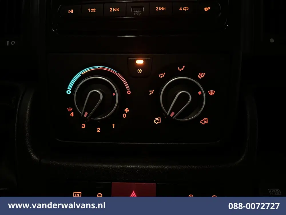 Peugeot Boxer 2.2 BlueHDi 165pk Bakwagen 434cm Lang Laad uit 2024, foto 7