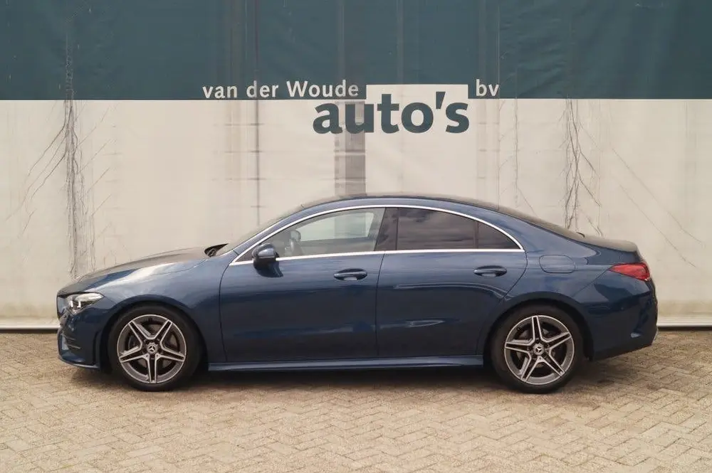 Mercedes-Benz CLA 200 163pk Automaat AMG Business Sol uit 2021