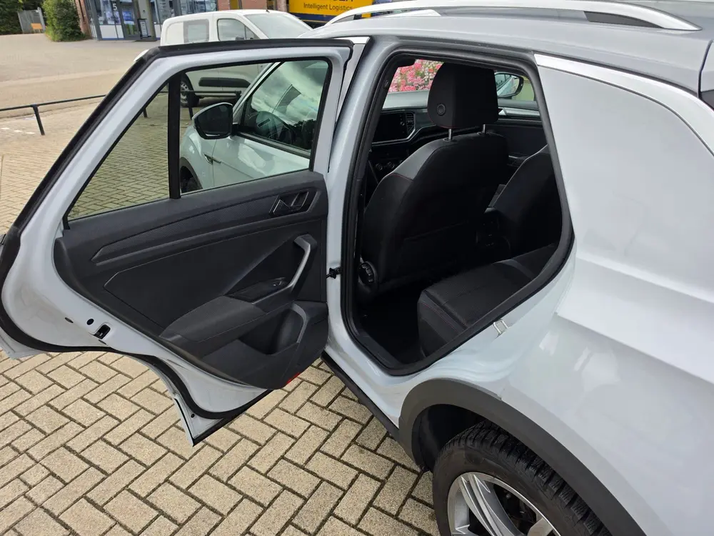 Volkswagen T-Roc 1.5 TSI Sport Business R uit 2022, foto 10