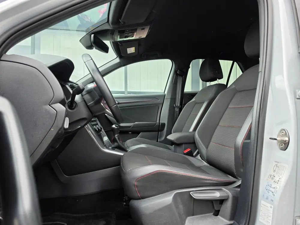 Volkswagen T-Roc 1.5 TSI Sport Business R uit 2022, foto 15