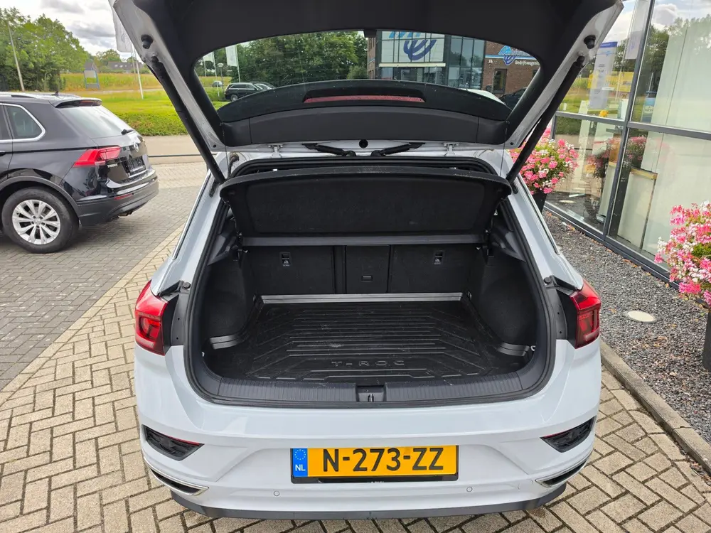 Volkswagen T-Roc 1.5 TSI Sport Business R uit 2022, foto 8