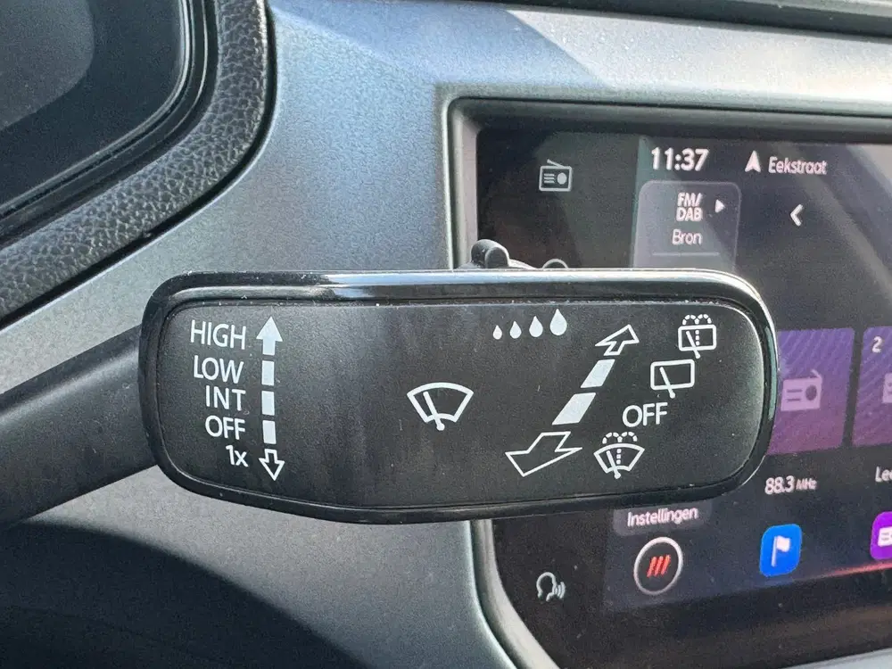 SEAT Arona 1.0 TSI Style Business Intense uit 2021, foto 13
