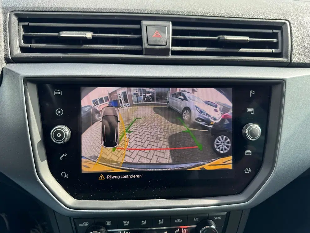SEAT Arona 1.0 TSI Style Business Intense uit 2021, foto 18